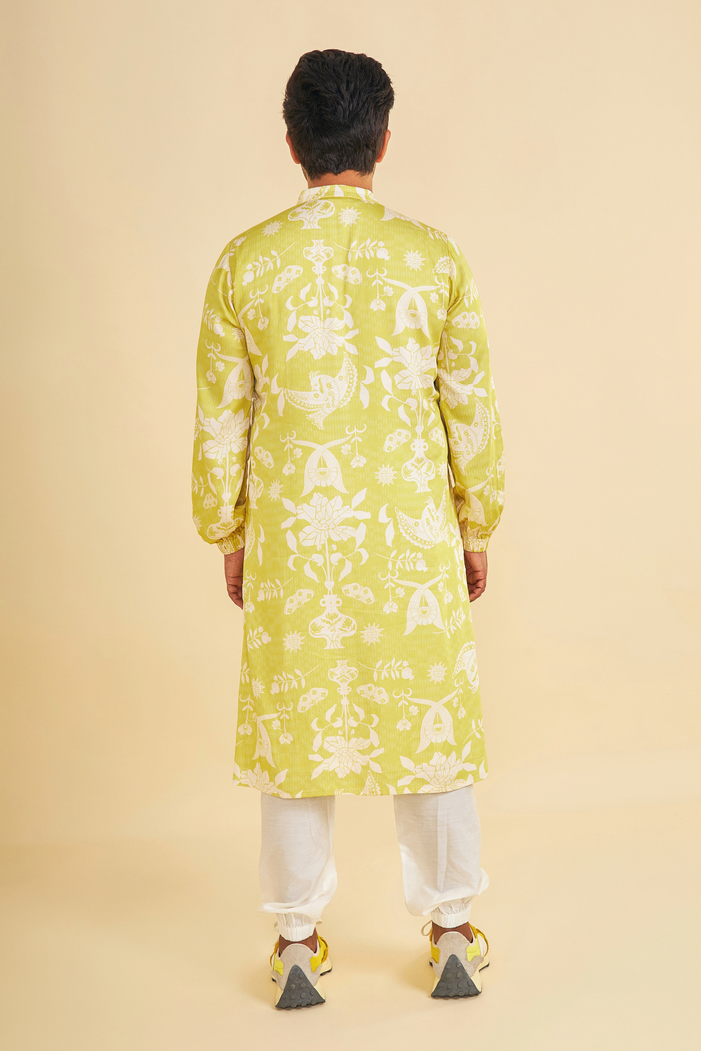 Poppy Yellow Embroidered Men's Kurta and Pant ( Set of 2 Pcs)