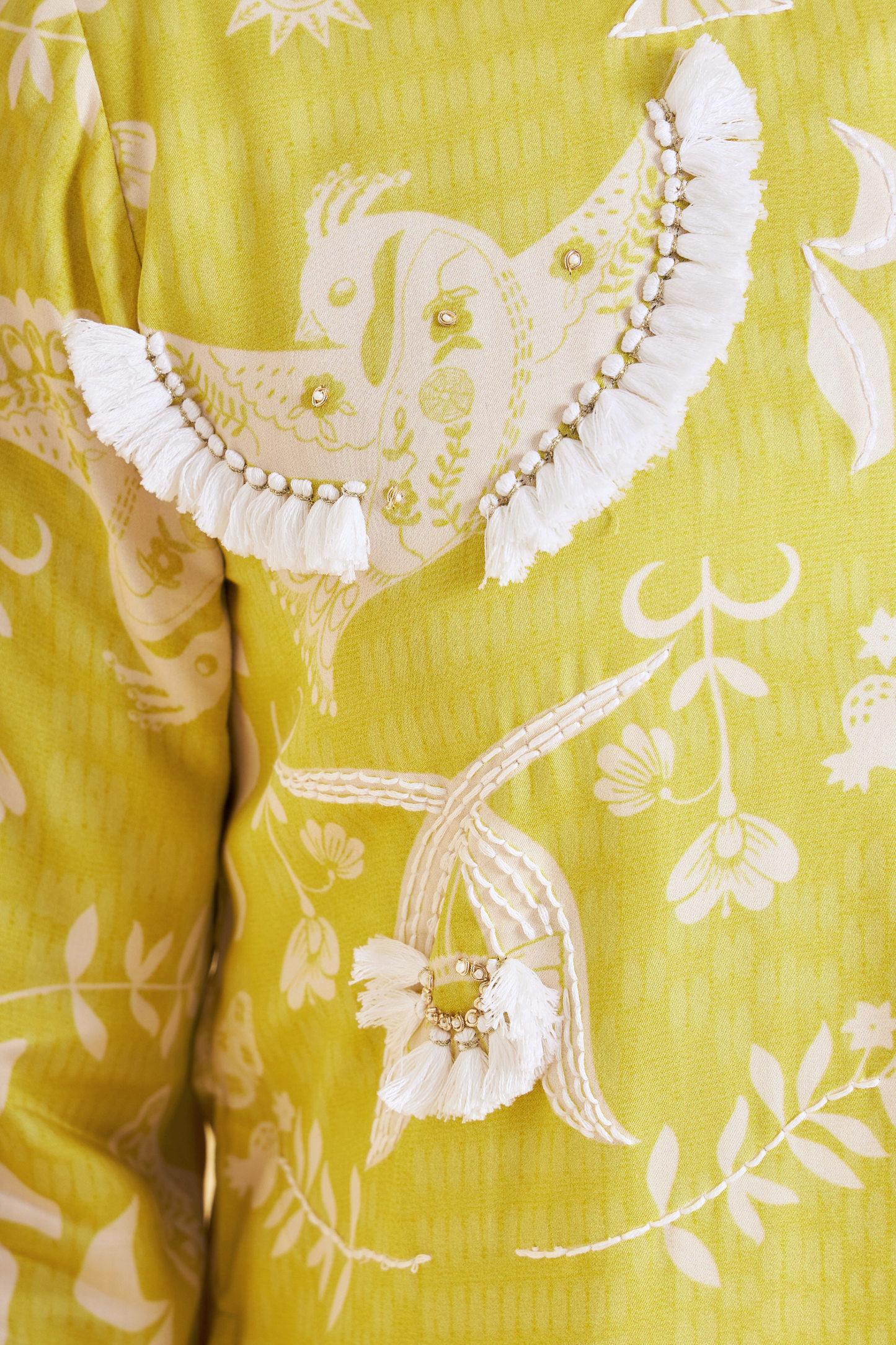 Poppy Yellow Embroidered Men's Kurta and Pant ( Set of 2 Pcs)