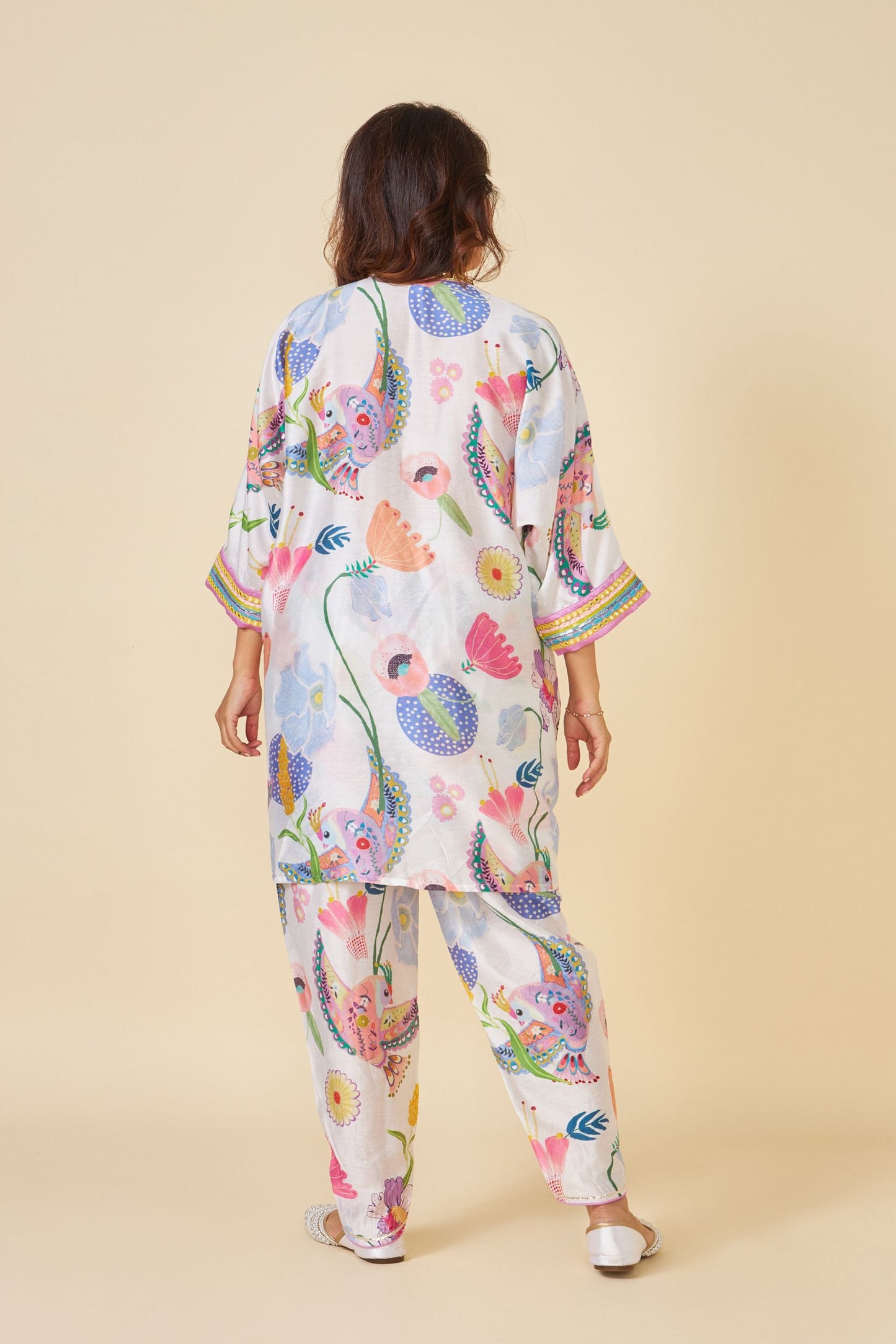 White Bloom Embellished Ladies Kaftan Top And Pant Set Of 2