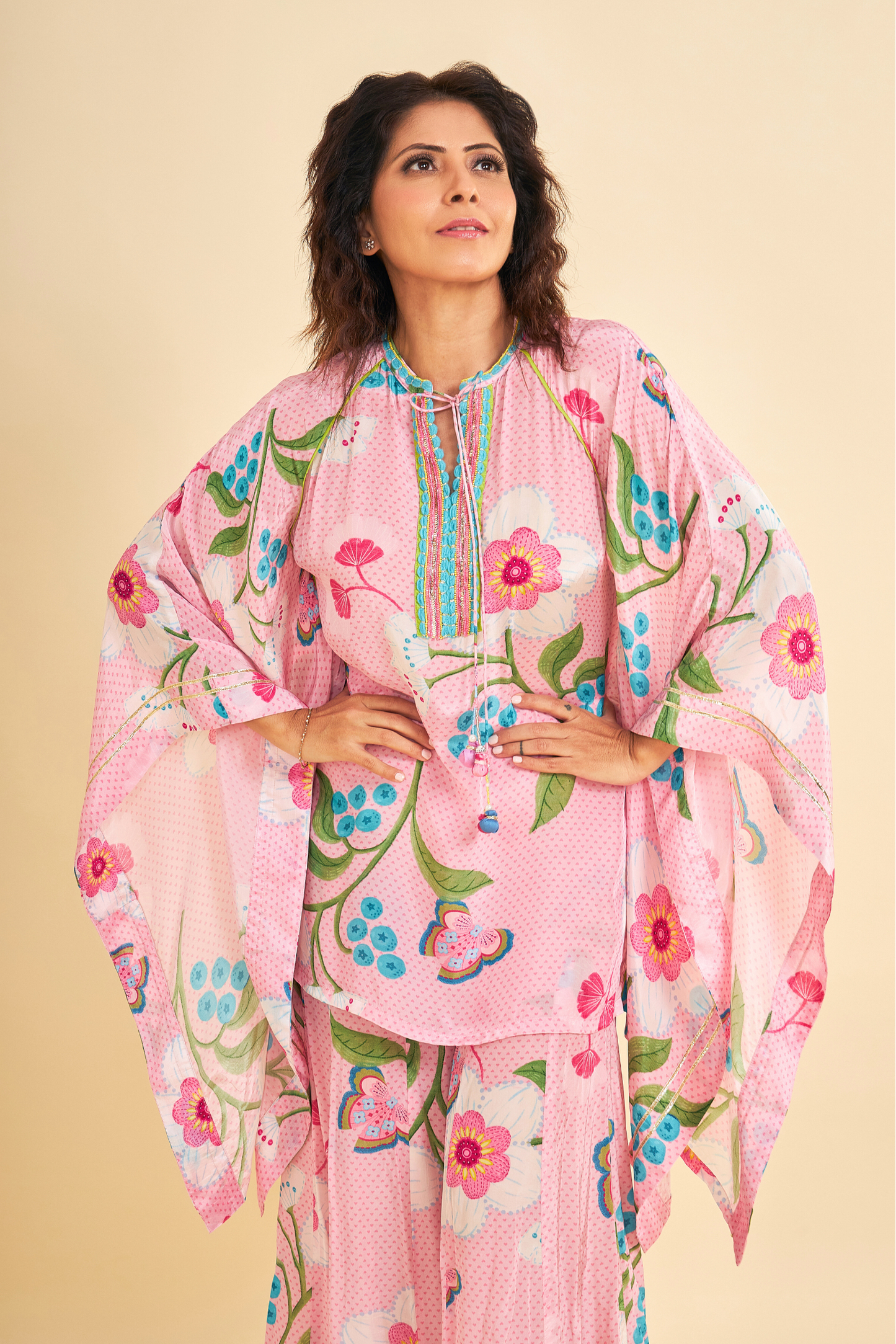 Raya Pink Embroidered Ladies Tunic With Flared Trousers ( Set of 2 Pcs)
