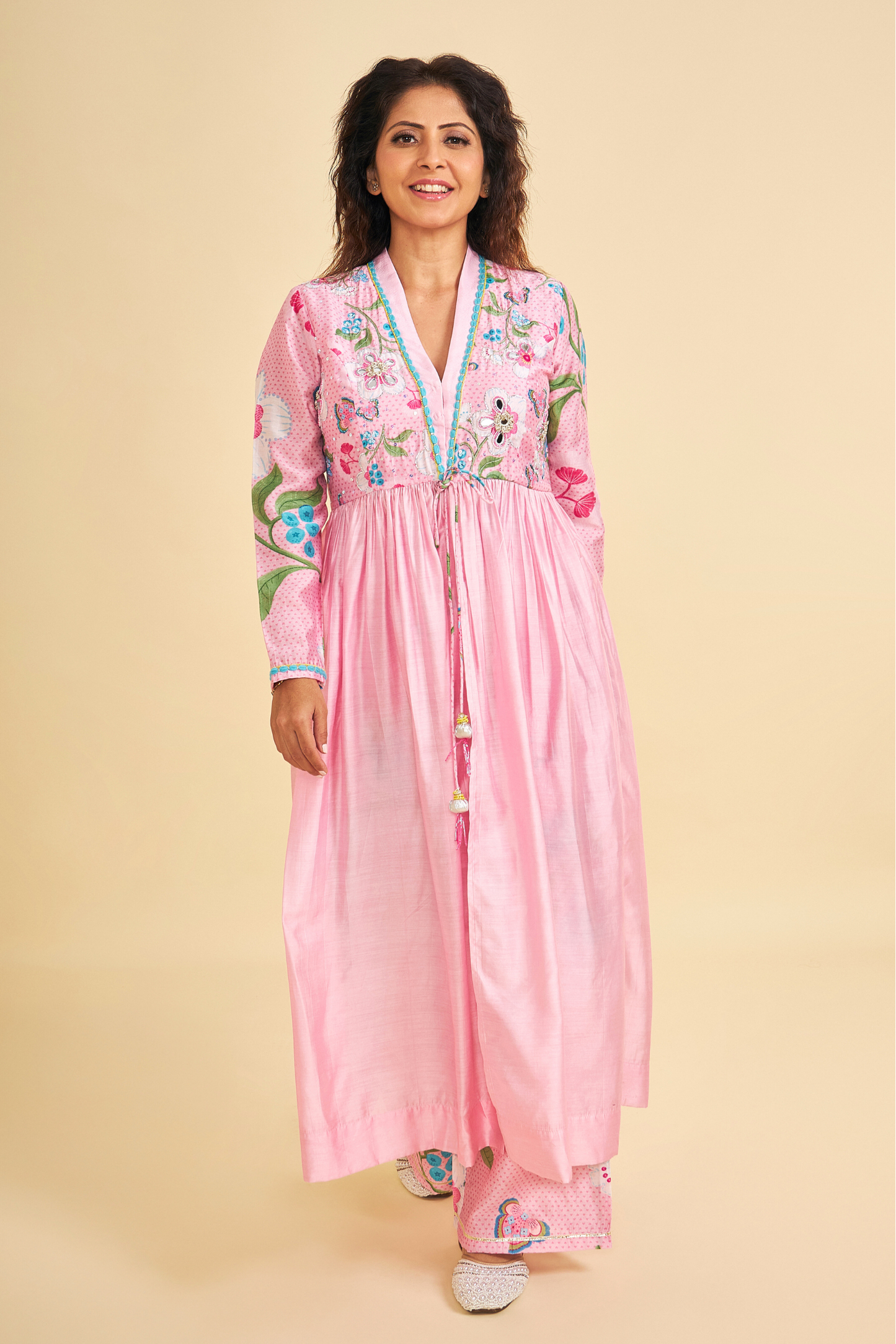 Raya Pink Embroidered Ladies Kurta With Straight Leg Trousers ( Set of 2 Pcs)