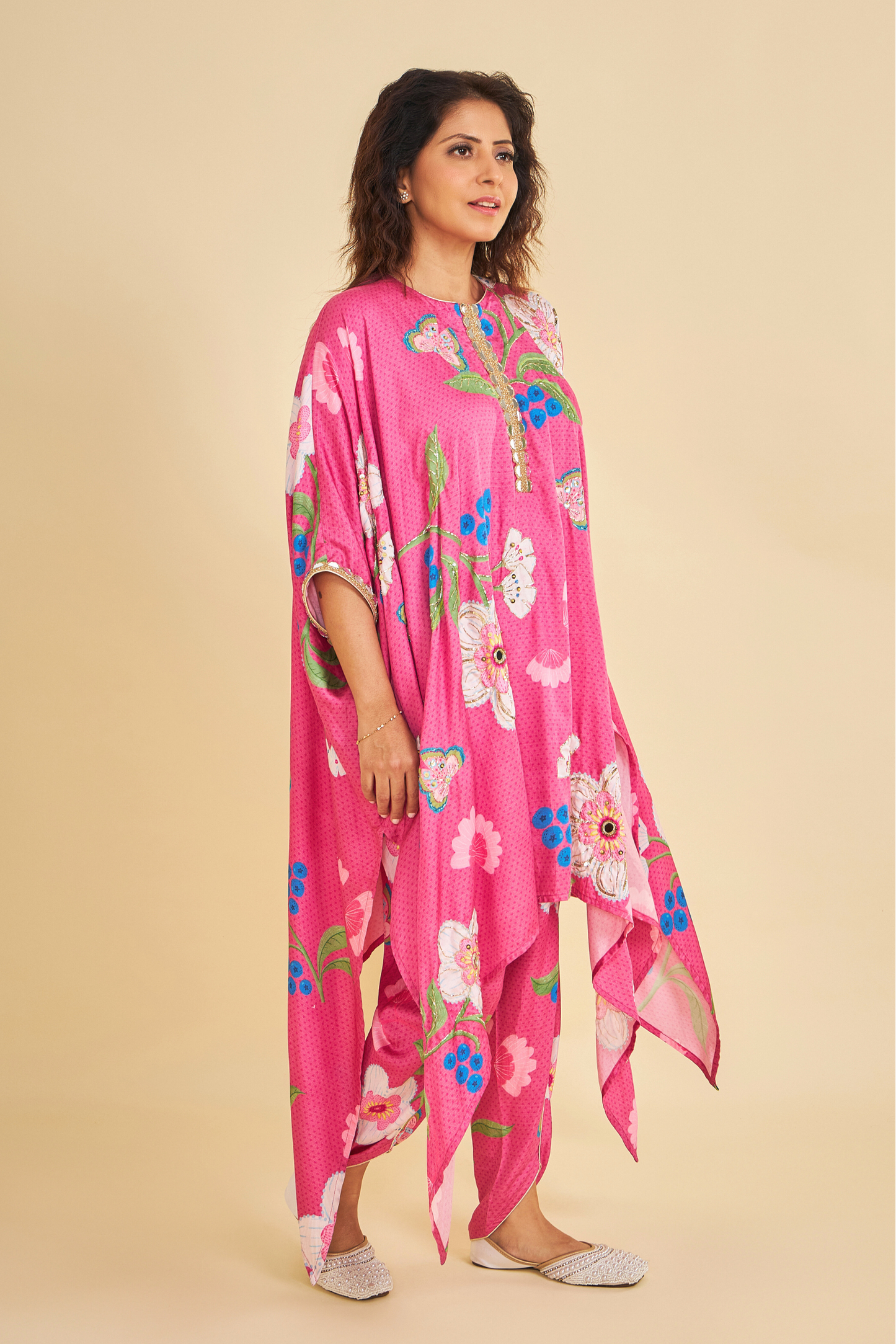 Rumi Plum Embroidered Ladies Kaftan With Tulip Trousers ( Set of 2 Pcs)