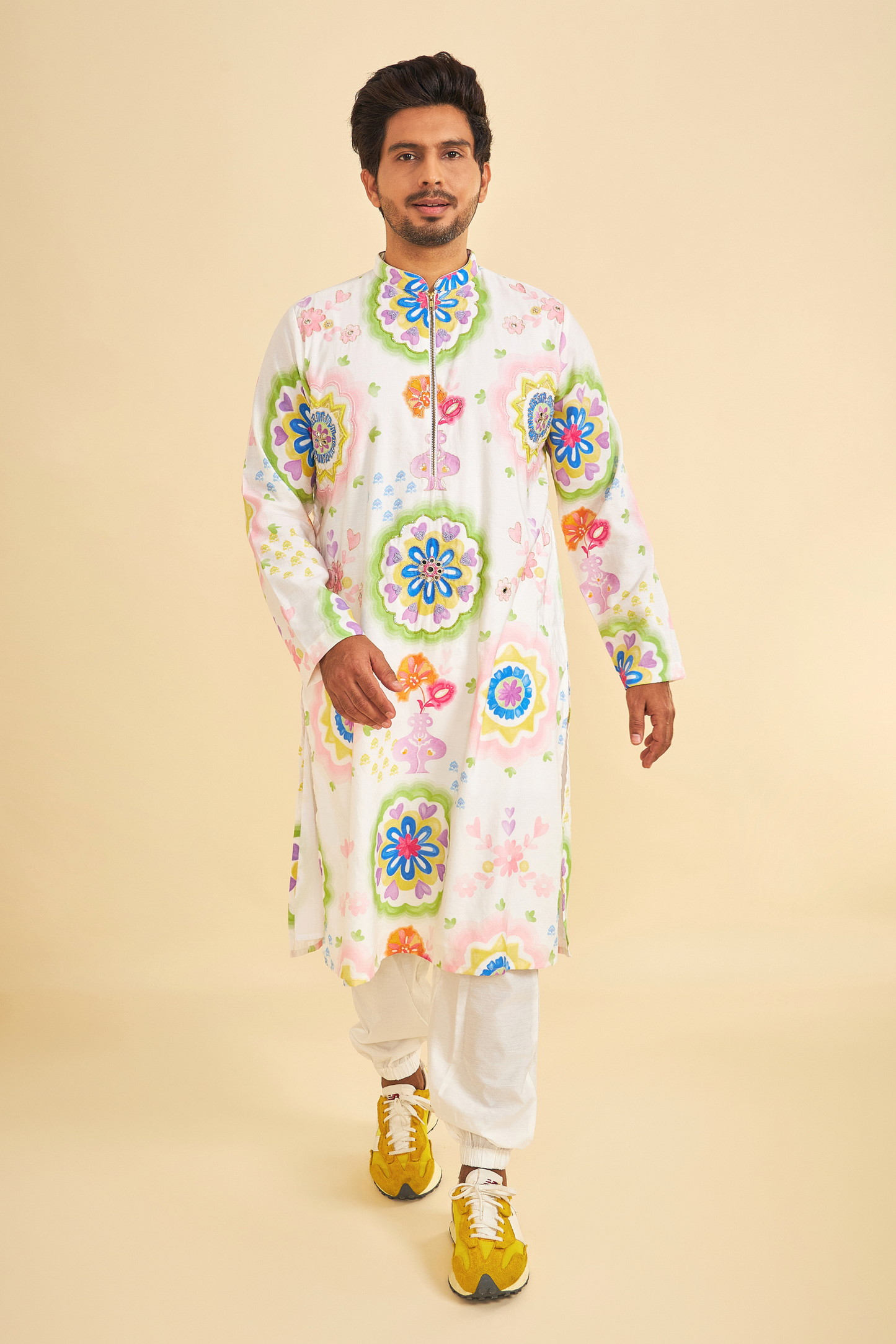 Mae Embroidered Men's Kurta and Pant ( Set of 2 Pcs)