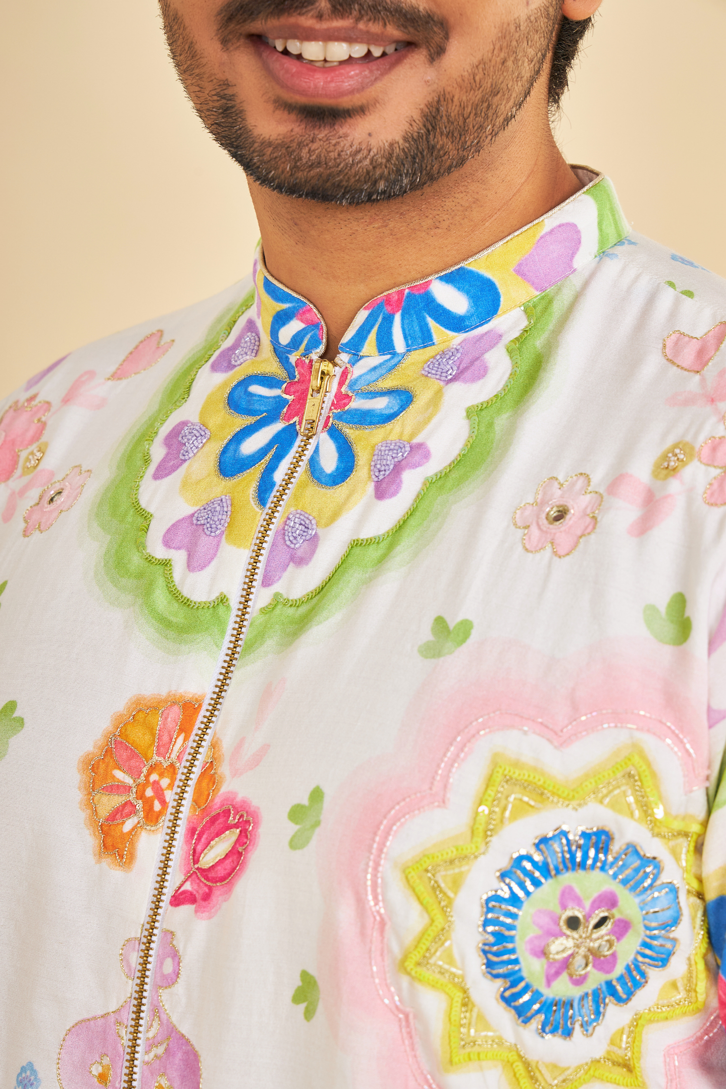 Mae Embroidered Men's Kurta and Pant ( Set of 2 Pcs)