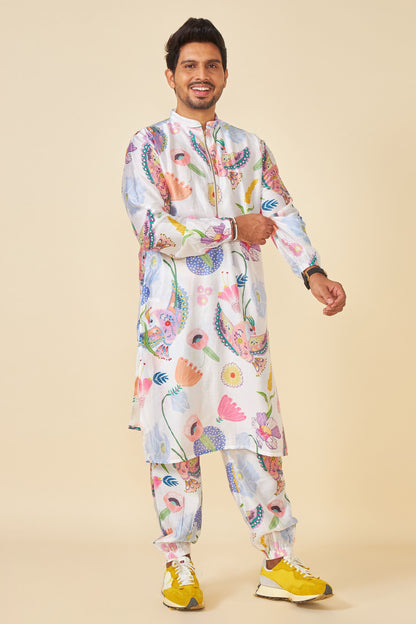 WHITE BLOOM EMBELLISHED MEN'S KURTA AND PANT SET OF 2