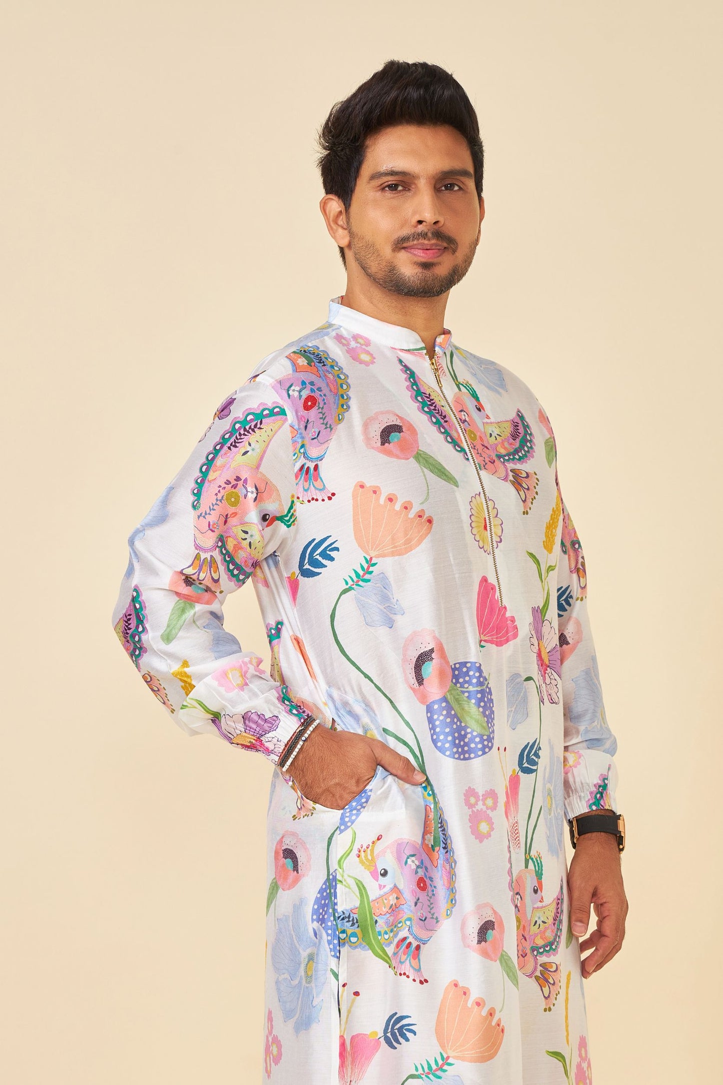 WHITE BLOOM EMBELLISHED MEN'S KURTA AND PANT SET OF 2