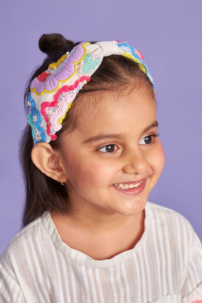 Cara Hand Embroidered Headband/Hairband on kids - Joey & Pooh