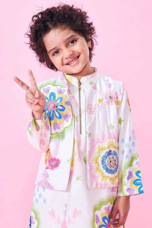 Mae Boys Embellished Kurta Set (Set Of 3 pcs)