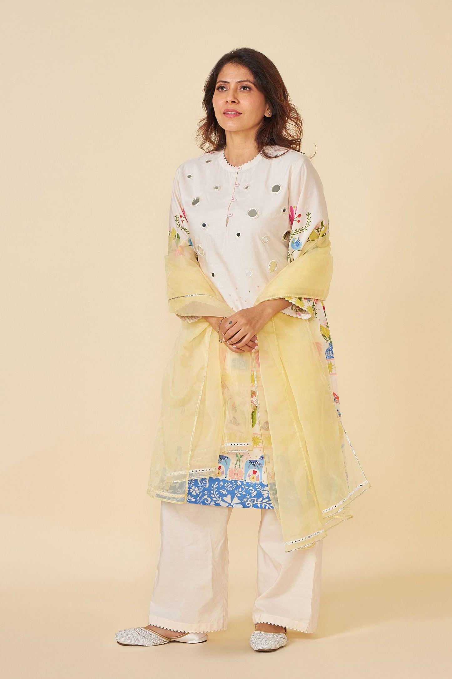 Dala Embellished Ladies Long Top And Pant & Stole (Set Of 3)