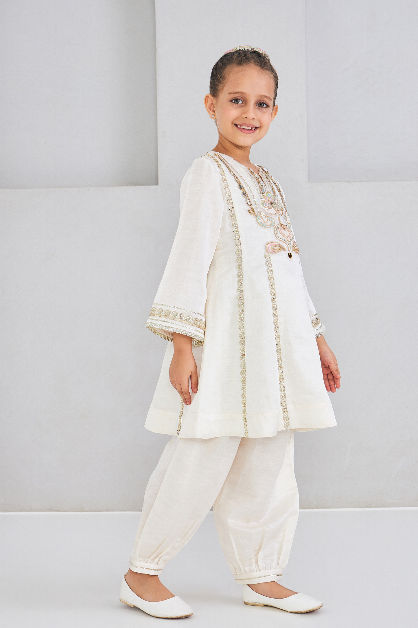 Ivora Girls Embellished Tunic With Trousers Co-ord ( Set of 2pcs )