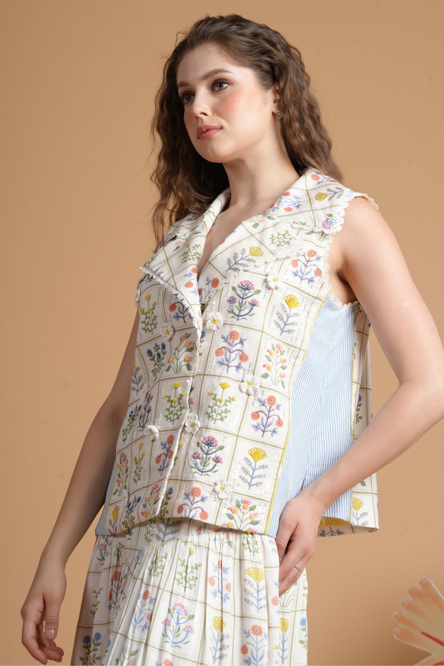 Flora Charm Embellished Women'S Jacket And Skirt ( Set Of 2 Pcs)