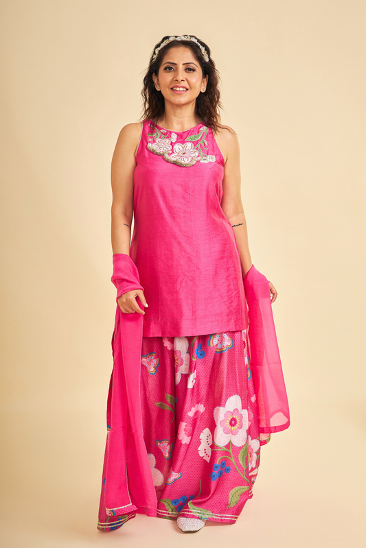 Rumi Plum Embroidered Ladies Tunic With Wide Leg Trousers ( Set of 3 Pcs)
