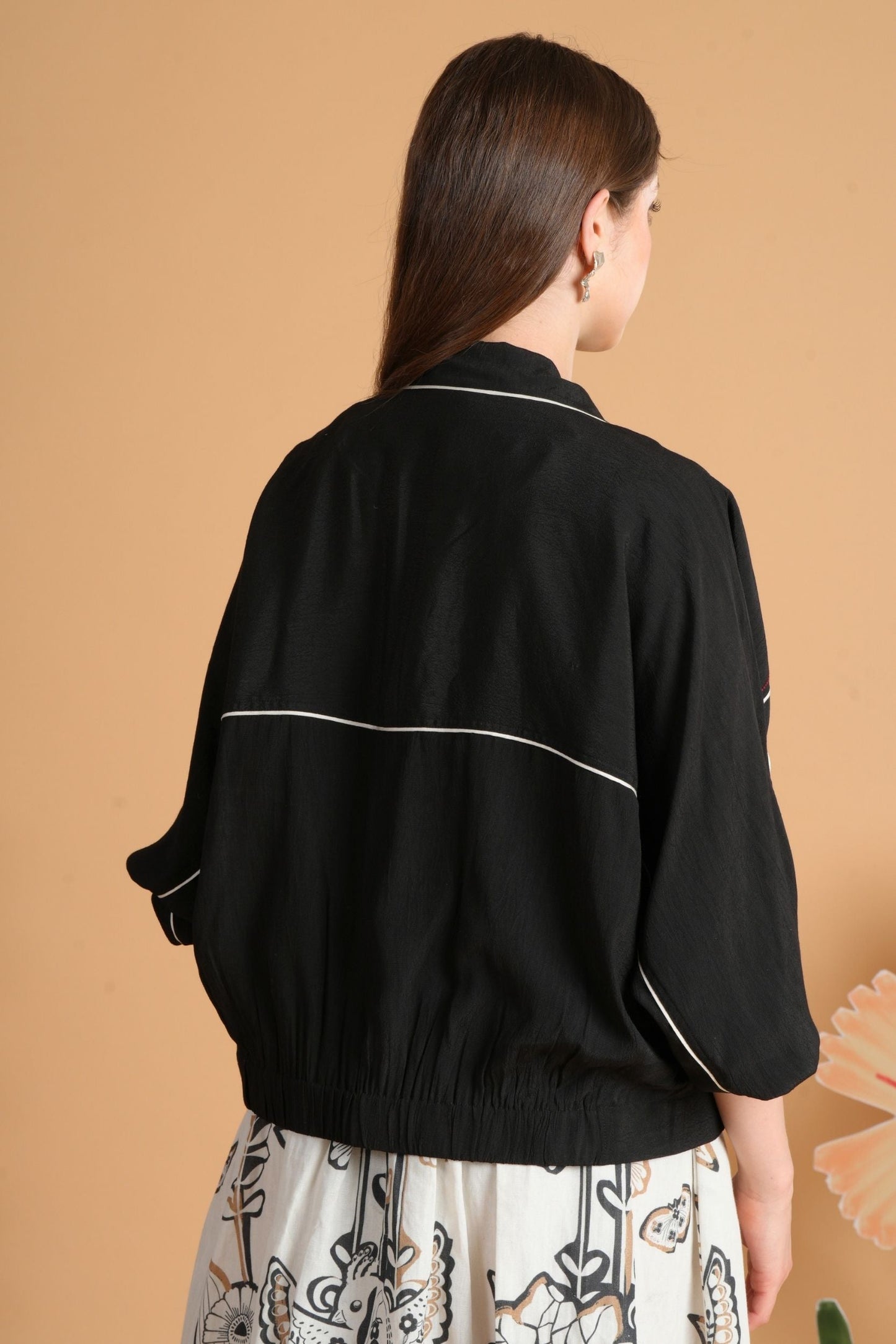 Soraya Embellished Women'S Jacket (1 Pc)