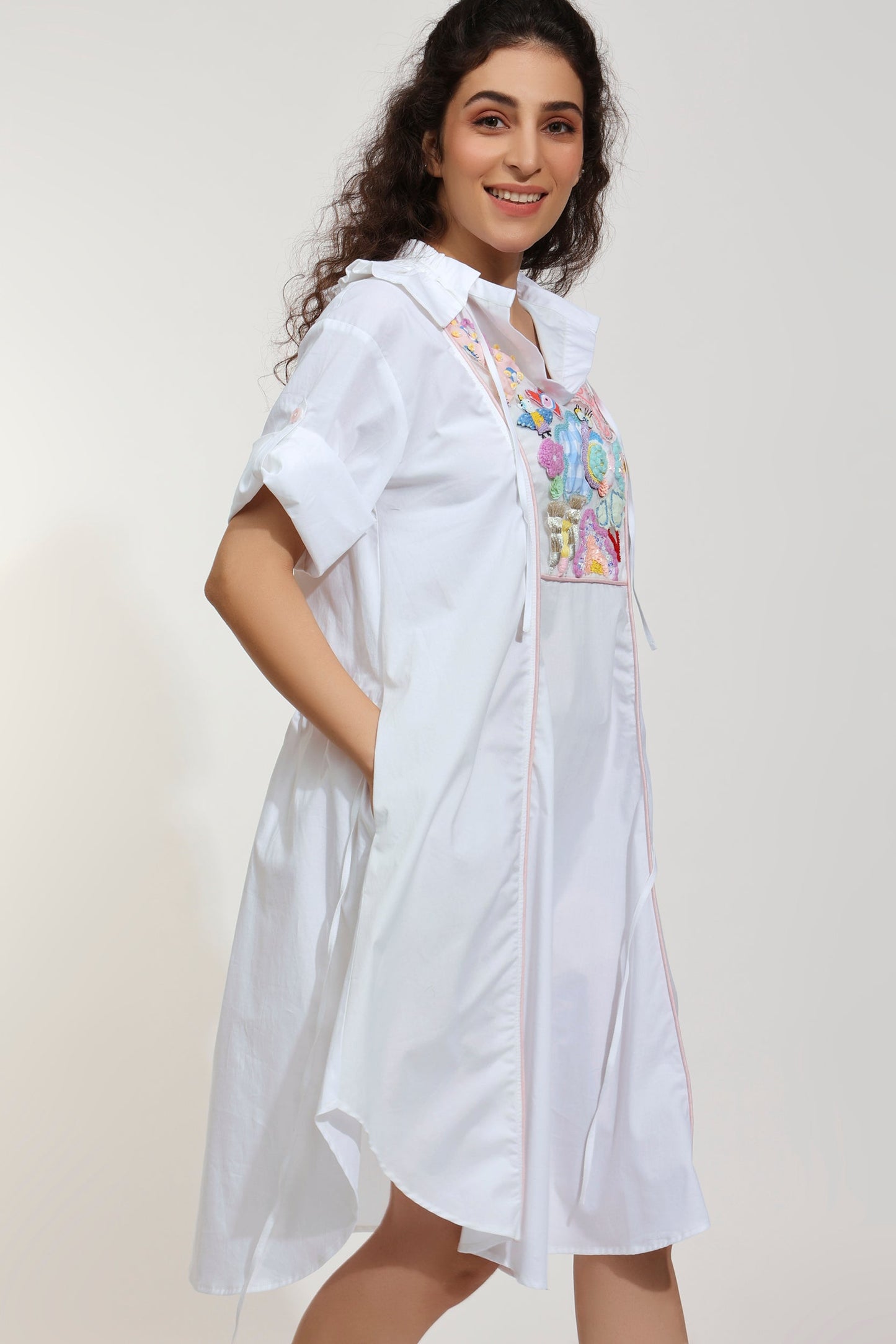 Mad Maze Embroidered White Dress (Joey & Pooh)