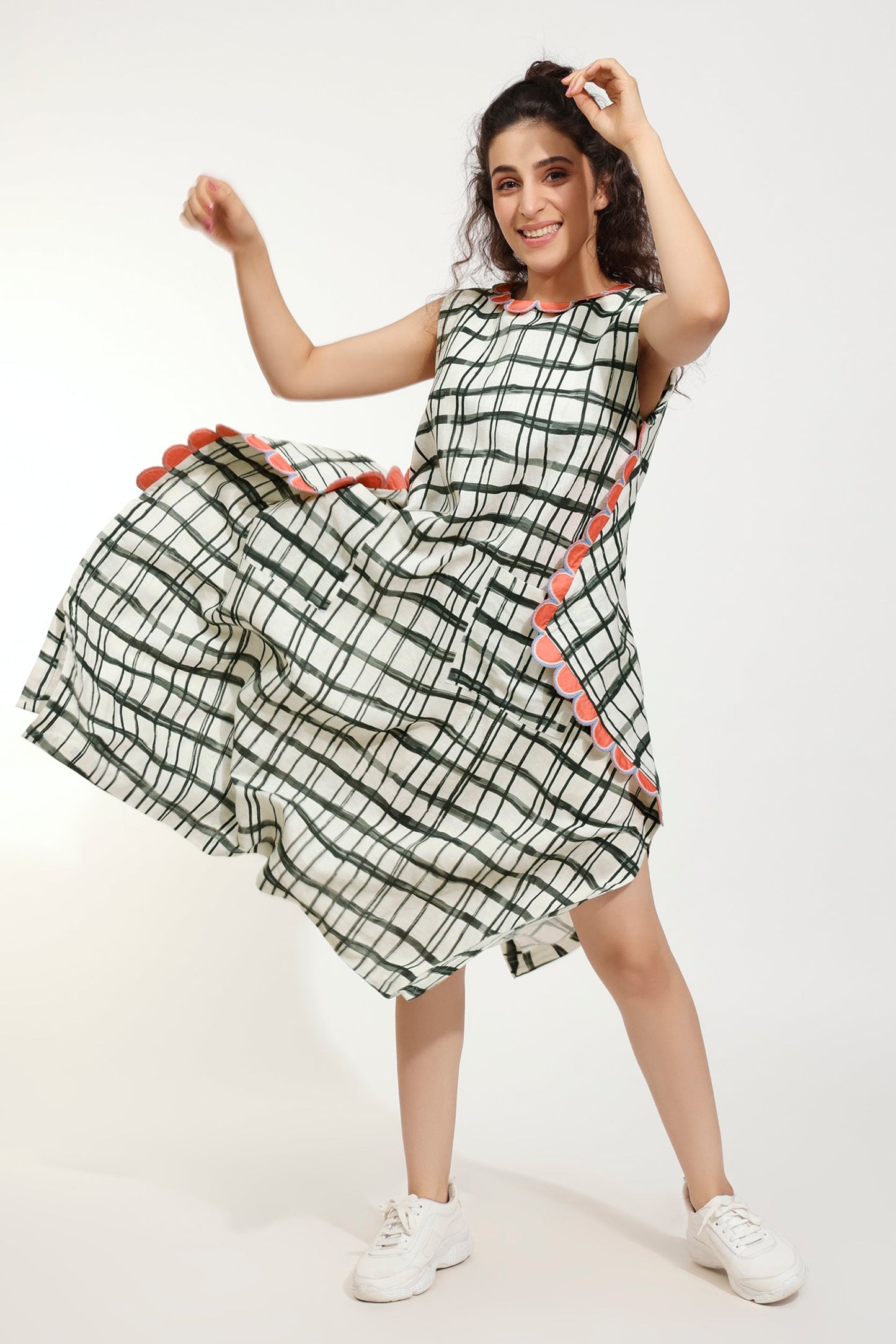 Bongo Check Scallop Embellished Linen Dress